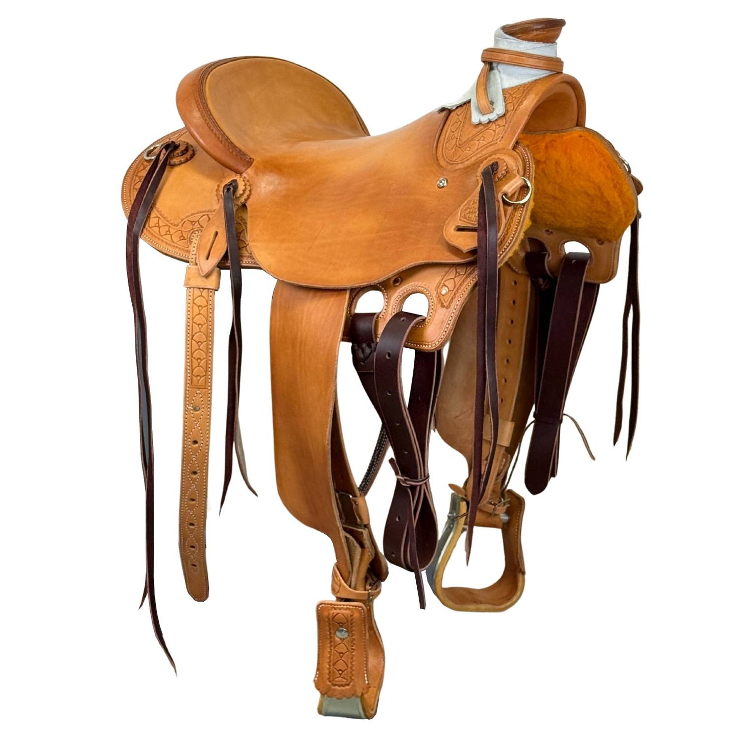 16" McCall McLite Wade Trail Saddle in Light Oil with Shell Border Tooling