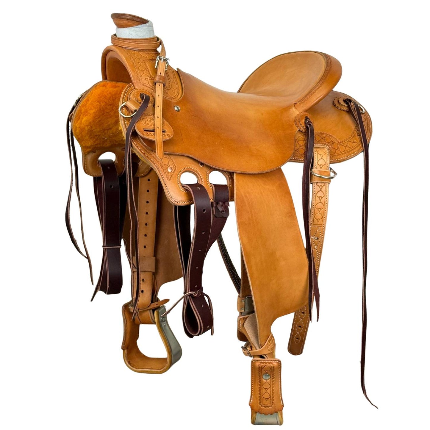 16" McCall McLite Wade Trail Saddle in Light Oil with Shell Border Tooling