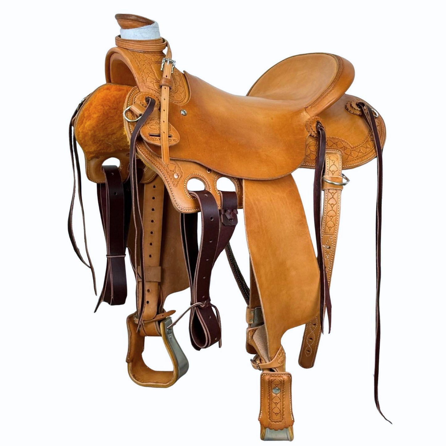 16" McCall McLite Wade Trail Saddle in Light Oil with Shell Border Tooling