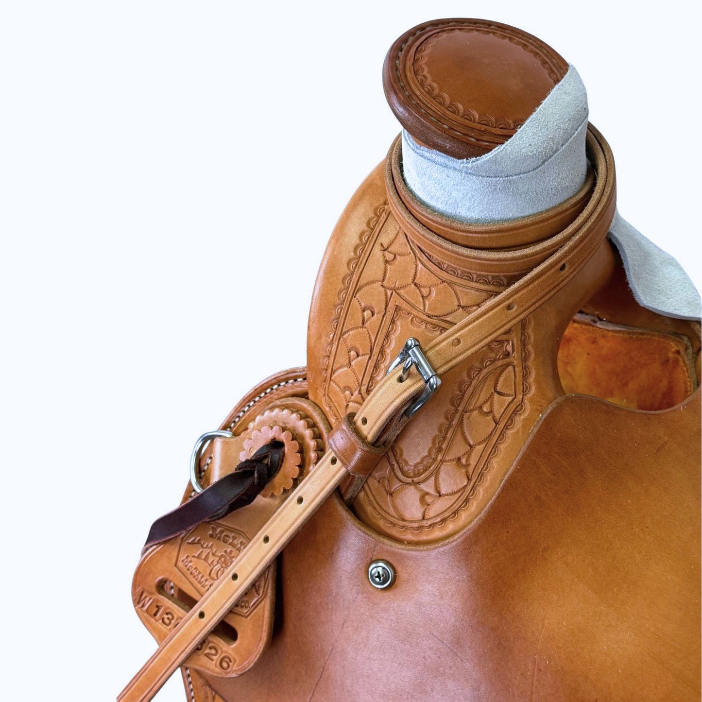 16" McCall McLite Wade Trail Saddle in Light Oil with Shell Border Tooling