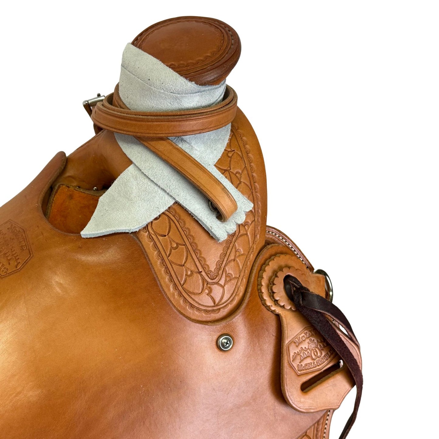 16" McCall McLite Wade Trail Saddle in Light Oil with Shell Border Tooling