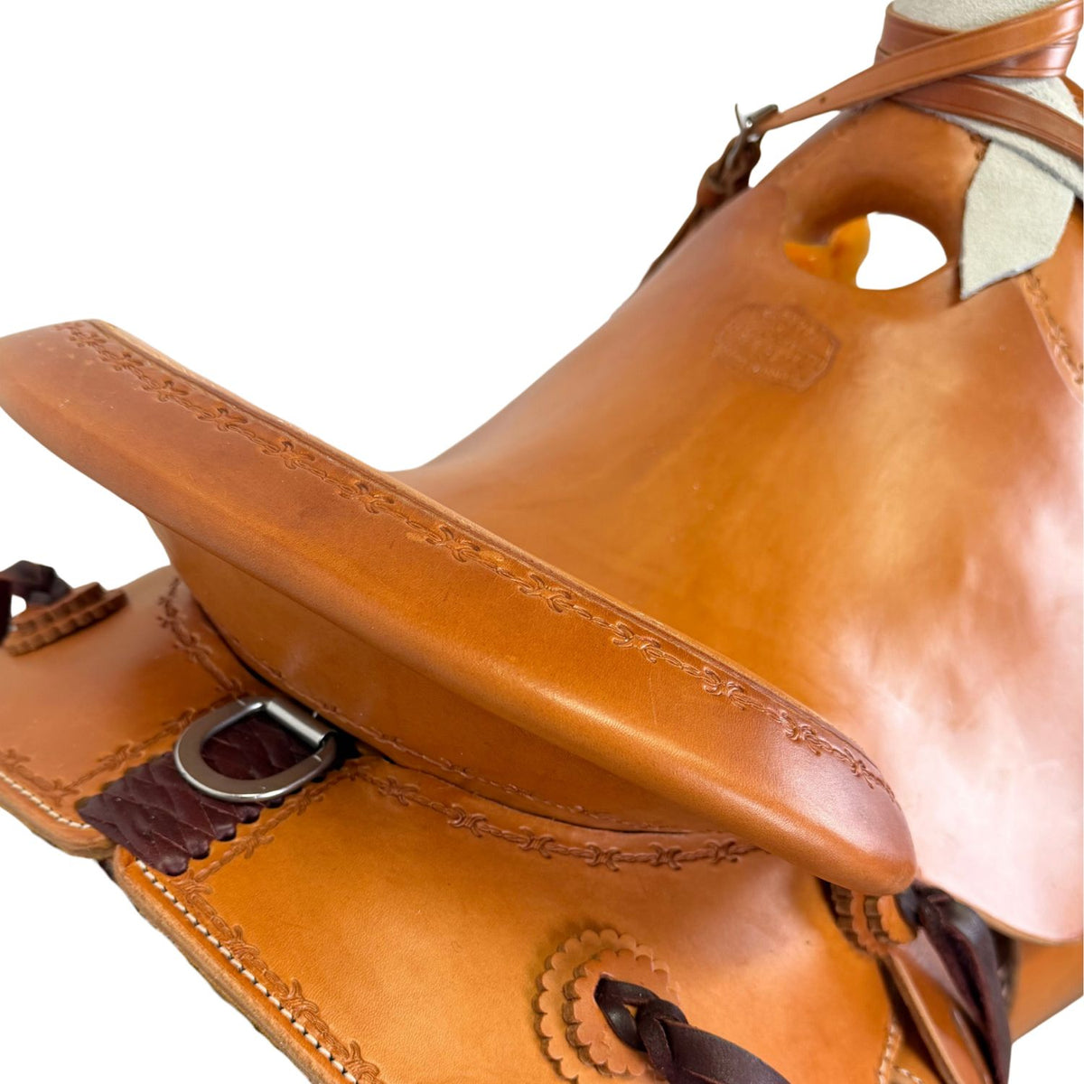 15" McCall McLite Wade Trail Saddle, Medium Oil with Barbwire Border Tooling - #W2401026